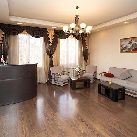 Hotel 4You Tbilisi Buitenkant foto