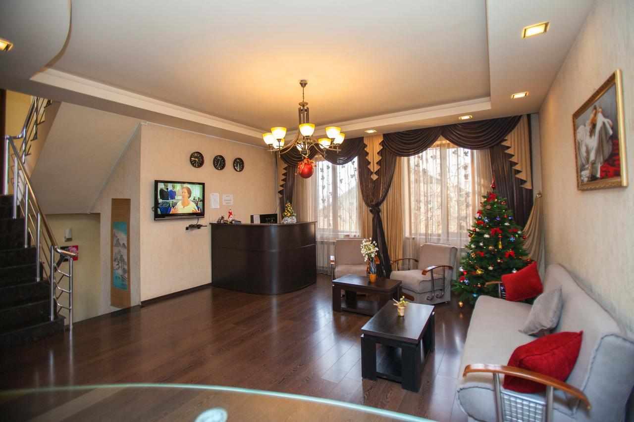 Hotel 4You Tbilisi Buitenkant foto