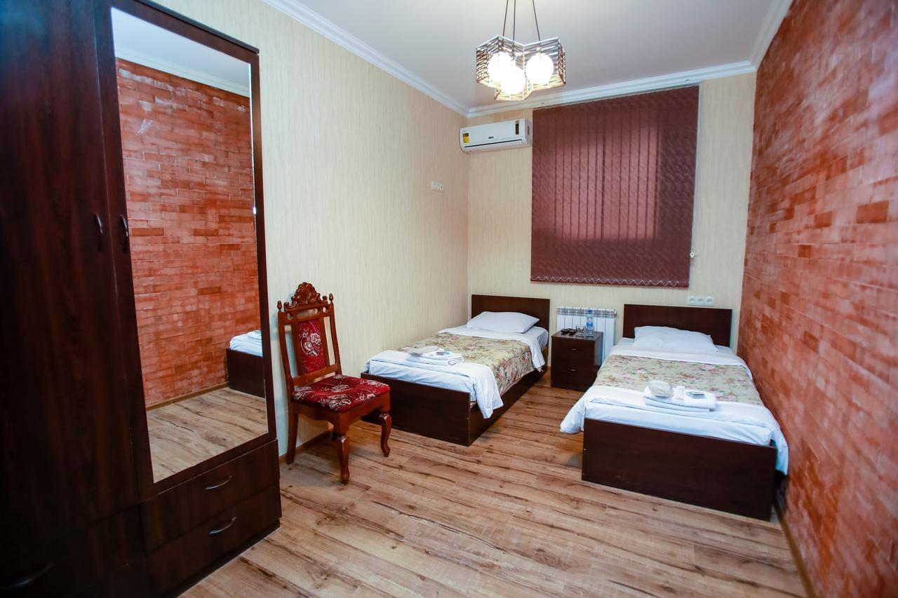 Hotel 4You Tbilisi Buitenkant foto